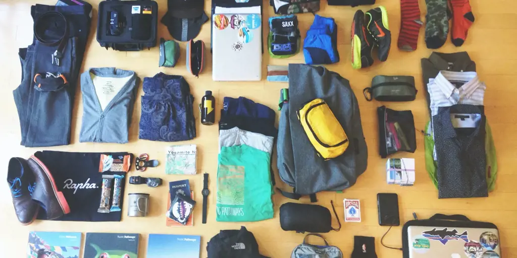 Essential Items To Pack For A Track Meet: A Complete Guide | QuartzMountain