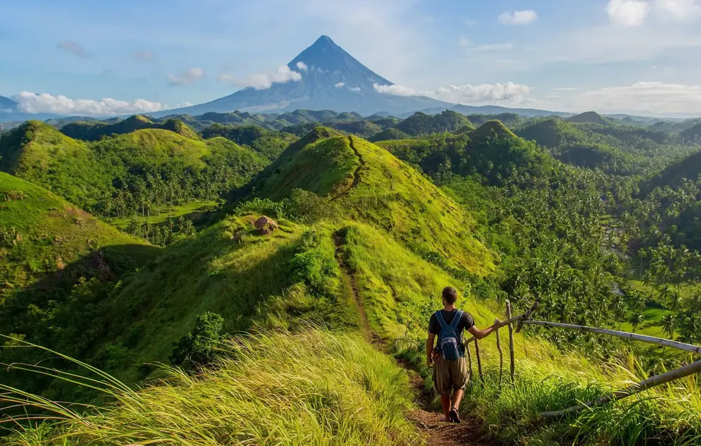 10 Must Visit Attractions In Legazpi Albay Quartzmountain
