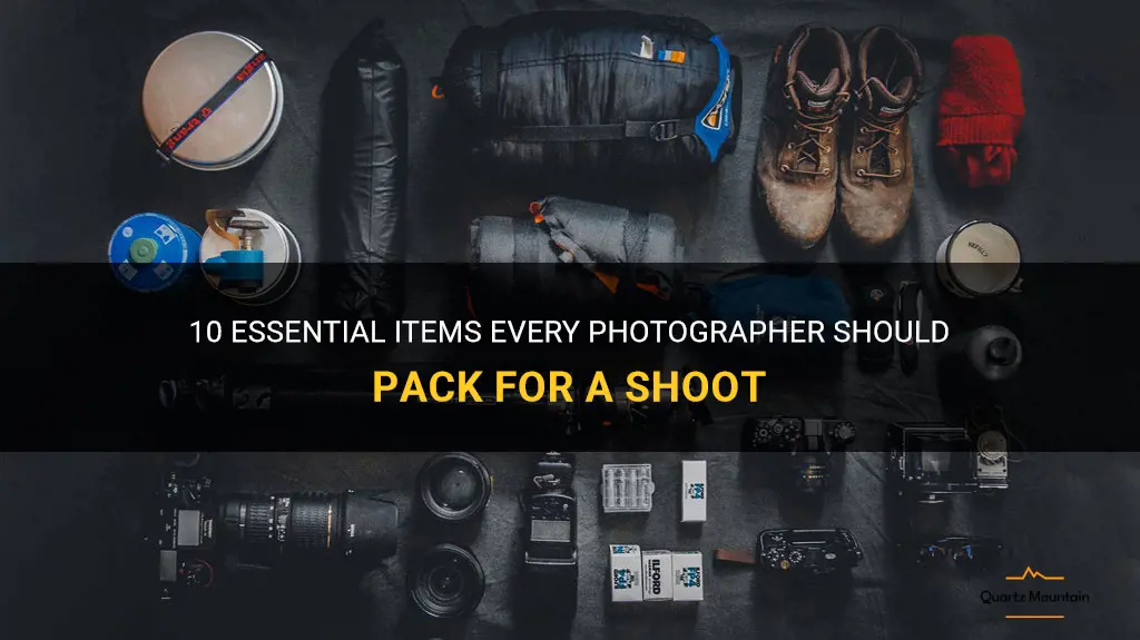 photographer what to pack