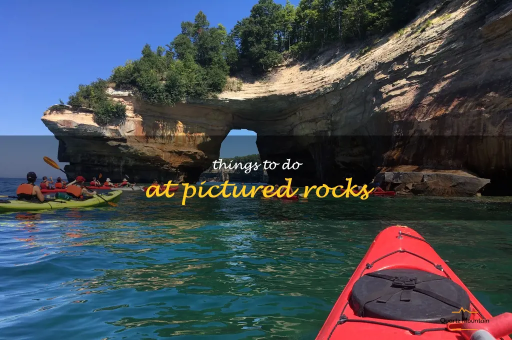 things to do at pictured rocks