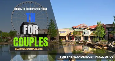 14 Romantic Things to Do in Pigeon Forge TN for Couples