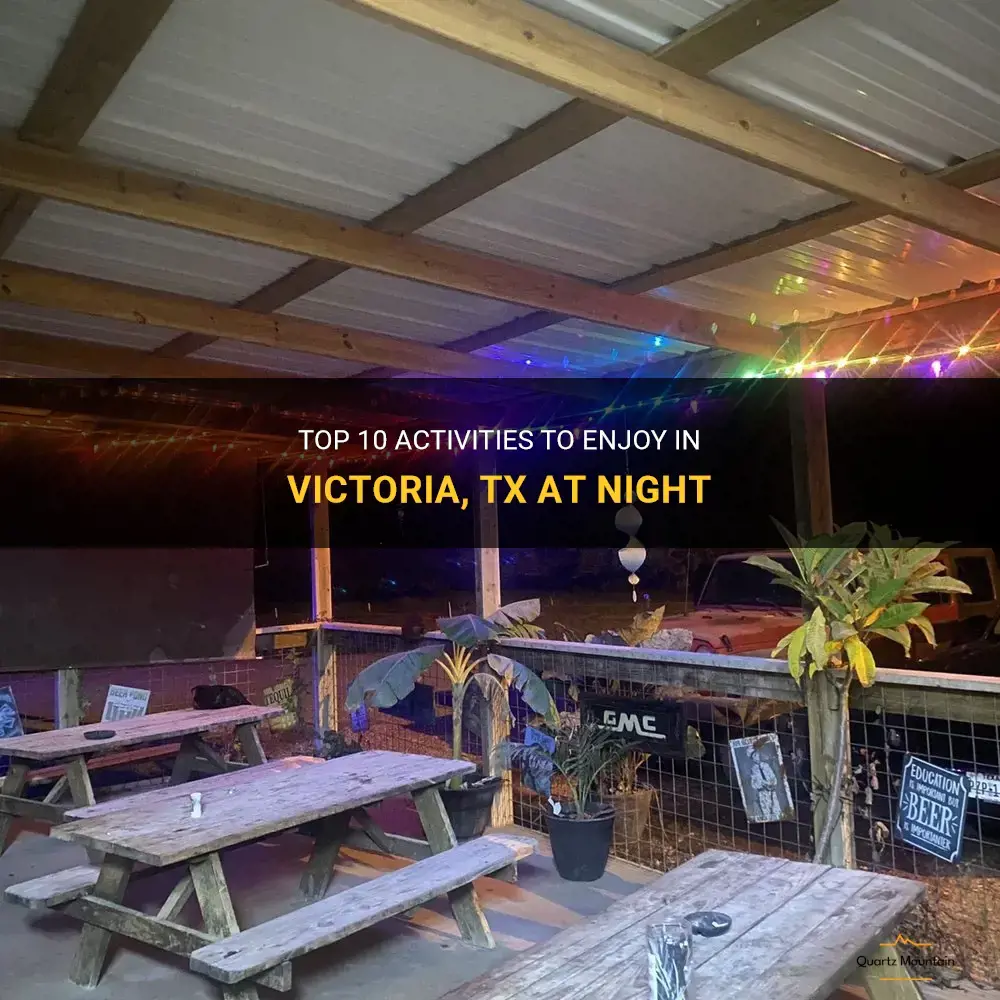 things to do in victoria tx at night