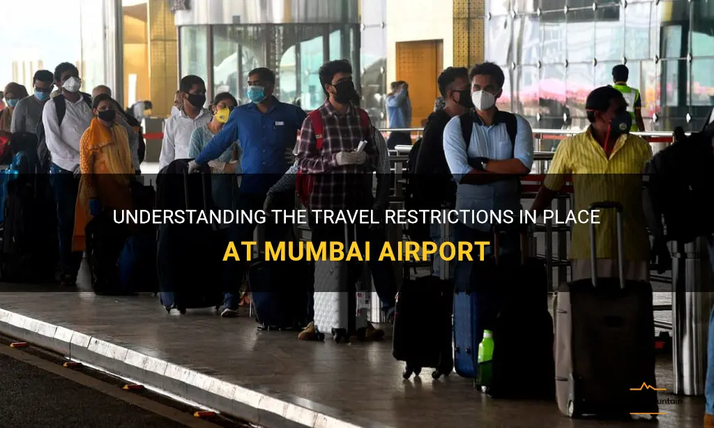 travel restrictions at mumbai airport