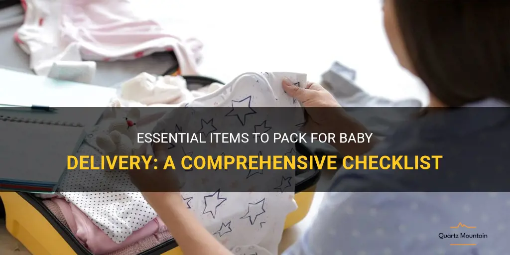 what to pack before baby delivery