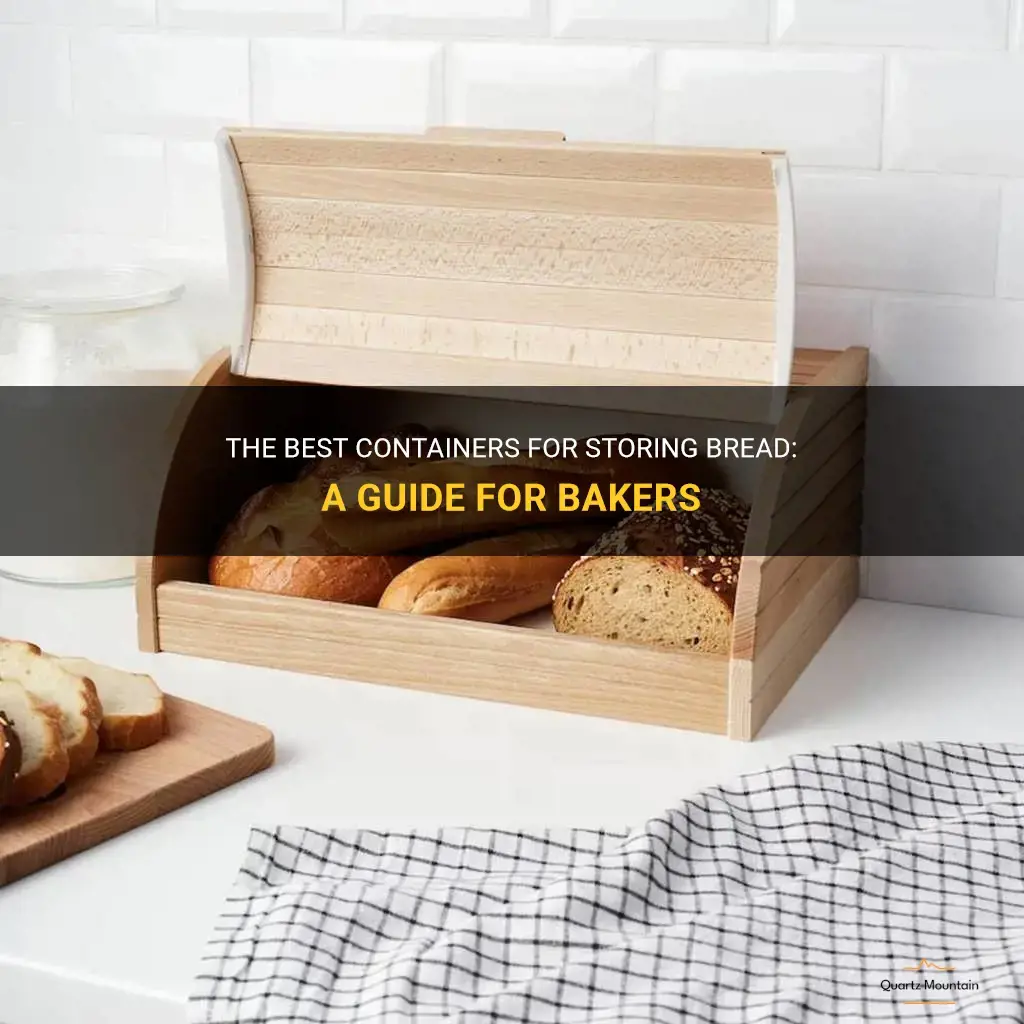 what to pack bread in