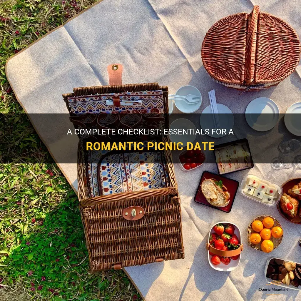 what to pack for a picnic date