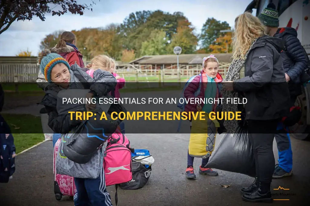 what to pack for an overnight field trip