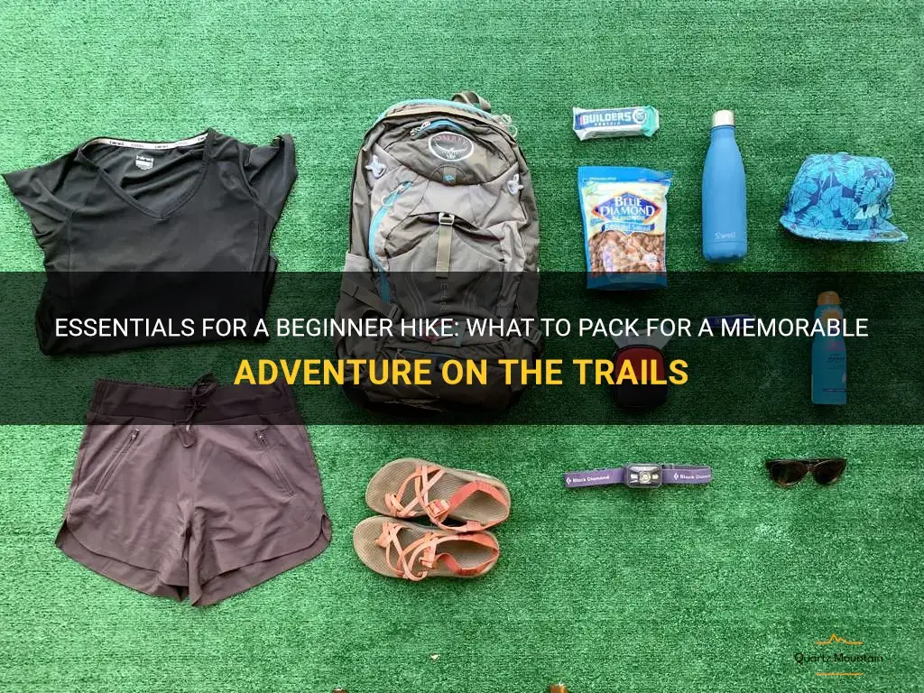 what to pack for beginner hike