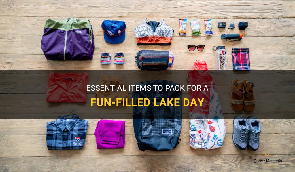 what to pack for lake day