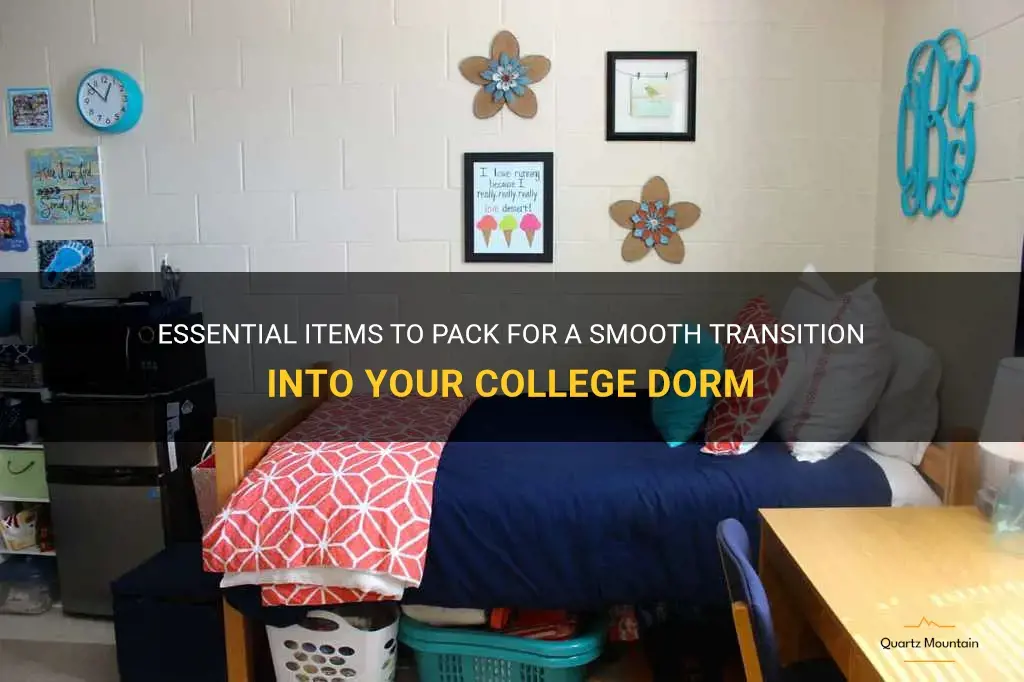 what to pack for move in to your college dorm