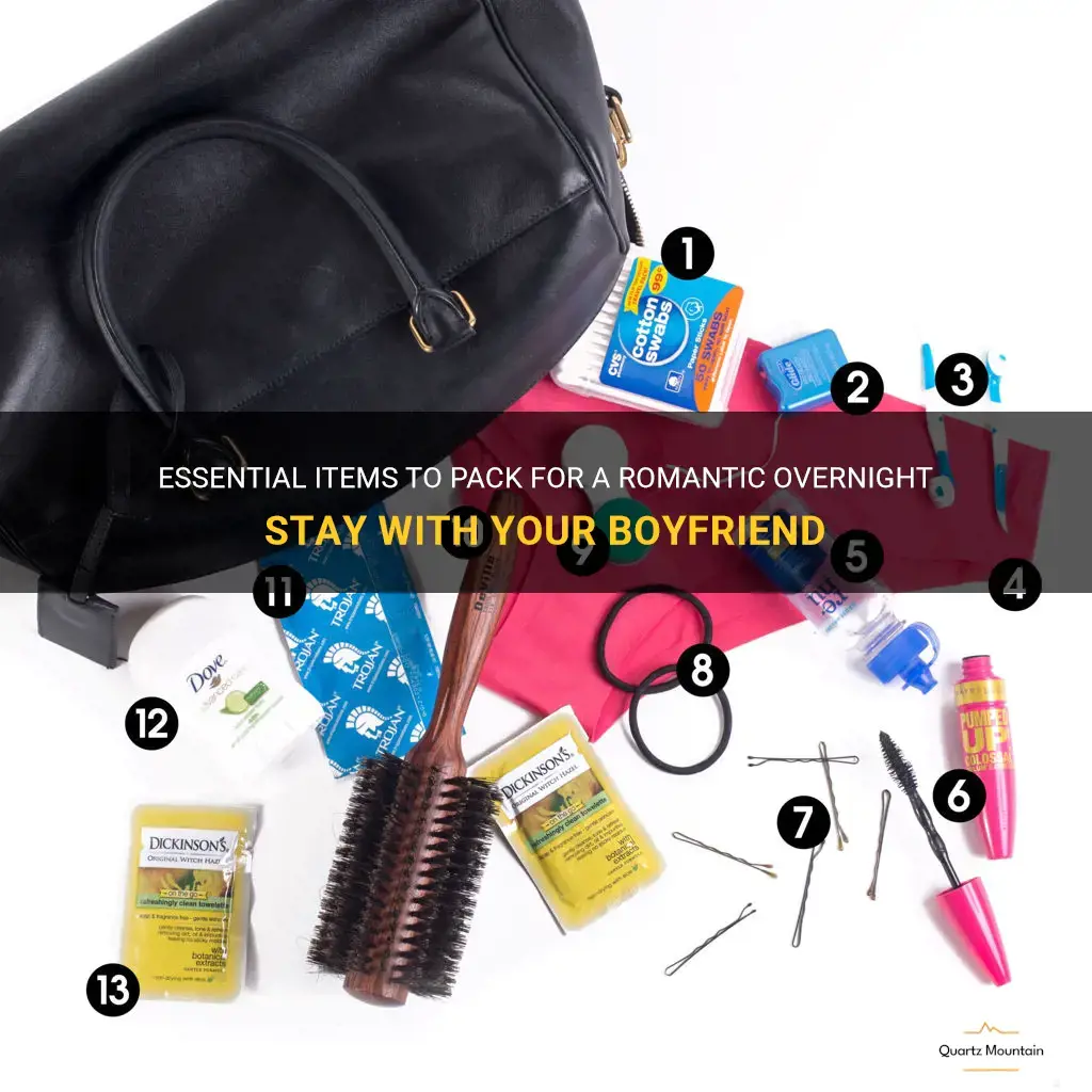 what to pack for overnight stay with boyfriend