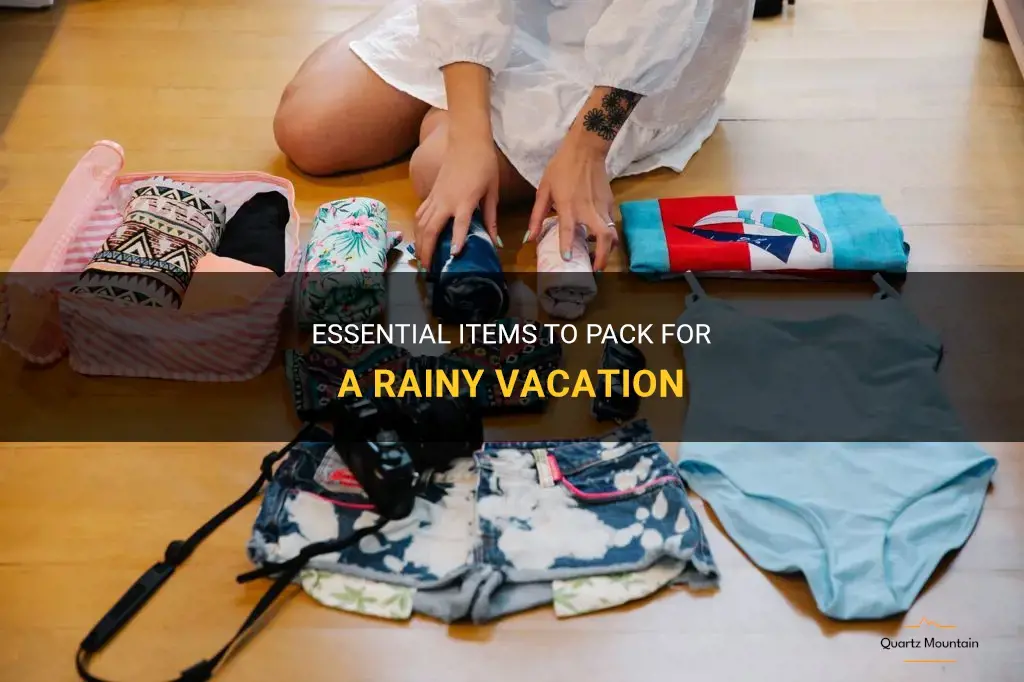 what to pack for rainy vacation