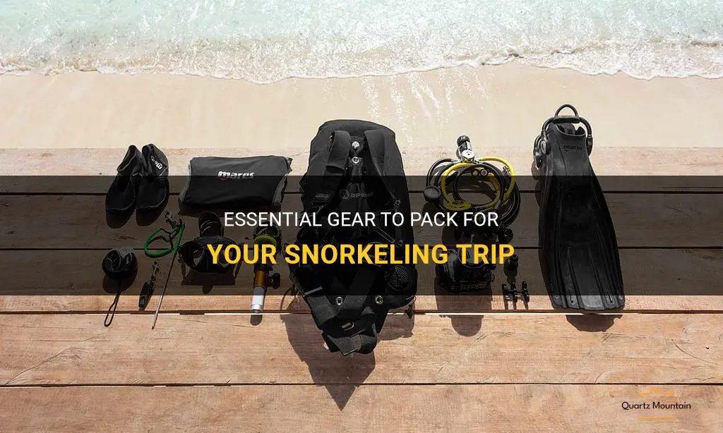 what to pack for snorkeling trip