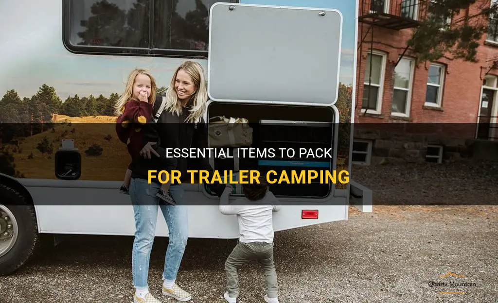 what to pack for trailer camping