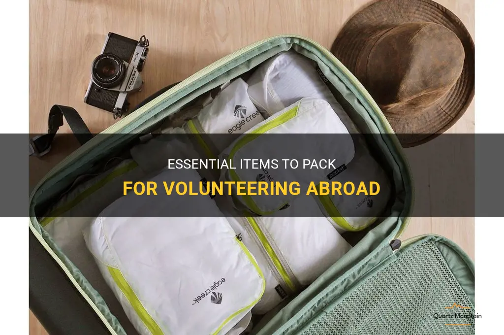 what to pack for volunteering abroad