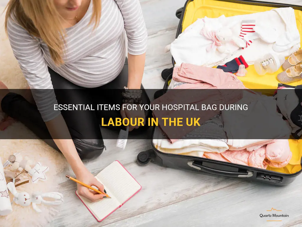 what to pack hospital bag labour uk