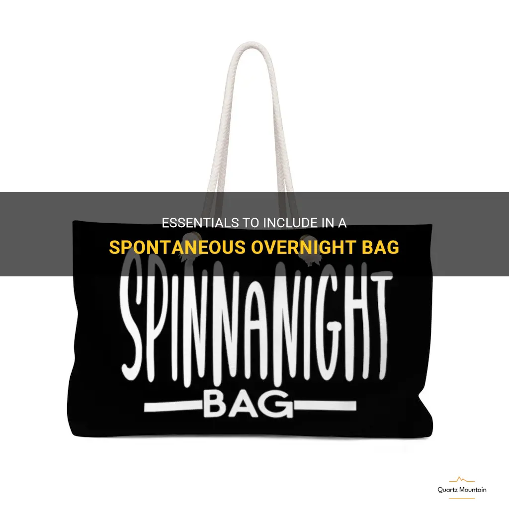 what to pack in a spinnanight bag