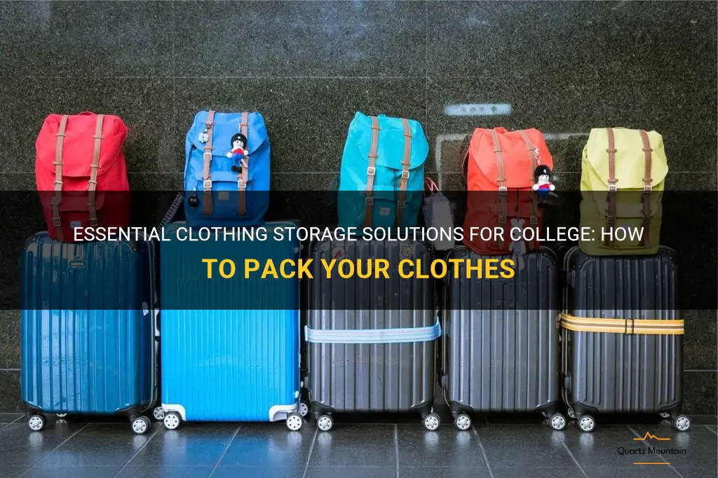 what to pack my clothes in for college
