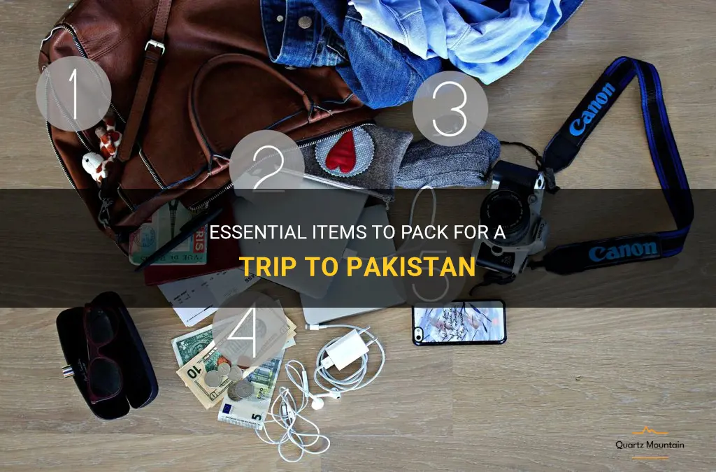 what to pack to go to pakistan