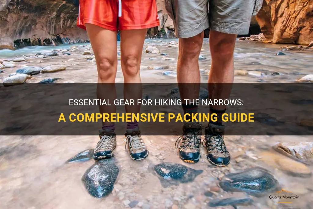 what to pack when hiking the narrows